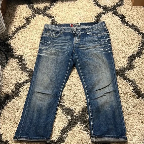 Women's Buckle cropped jeans - Picture 3 of 5